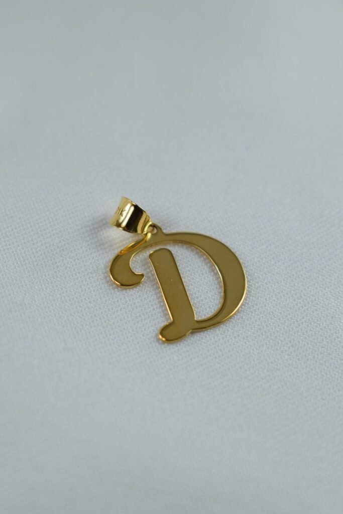 حرف D